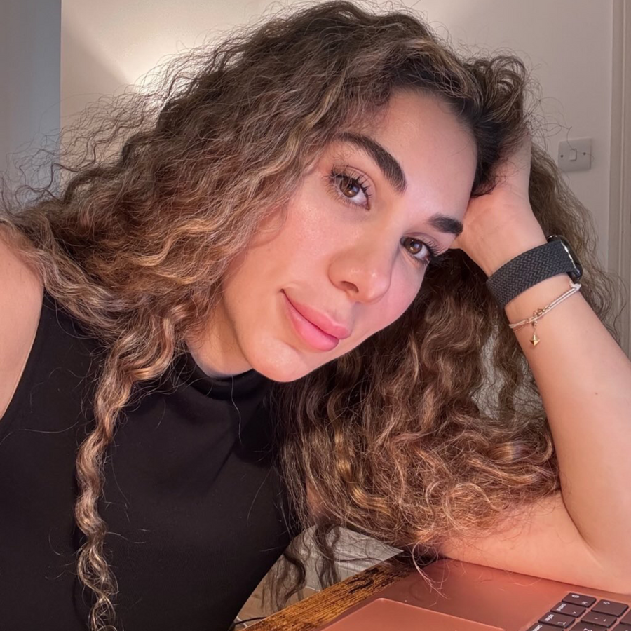 Daniela O.